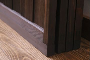 和製アンティーク　花ガラス入り　古い質感の木材が味わい深いガラス戸(格子戸、引き戸、建具)4枚セット