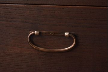 レトロ家具　レトロ　桐材製　味のある雰囲気が魅力の箪笥ローボード(チェスト、衣装箪笥)(R-030345)