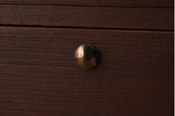 レトロ家具　レトロ　桐材製　味のある雰囲気が魅力の箪笥ローボード(チェスト、衣装箪笥)(R-030345)