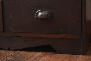 アンティーク家具　大正ロマン　栓材　細かなデザインが魅力的なブックケース(本箱、キャビネット、収納棚)(R-030349)