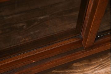 アンティーク家具　大正ロマン　リメイク　花菱模様ガラスがアクセントのキャビネット(戸棚、収納棚)(R-030351)