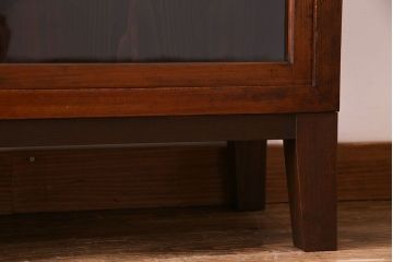 アンティーク家具　大正ロマン　リメイク　花菱模様ガラスがアクセントのキャビネット(戸棚、収納棚)(R-030351)