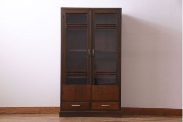 レトロ家具　昭和期　大振りサイズ　レトロモダンなデザインのブックケース(本箱、収納棚)(R-030354)