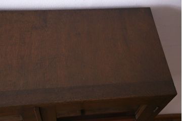 レトロ家具　昭和期　大振りサイズ　レトロモダンなデザインのブックケース(本箱、収納棚)(R-030354)