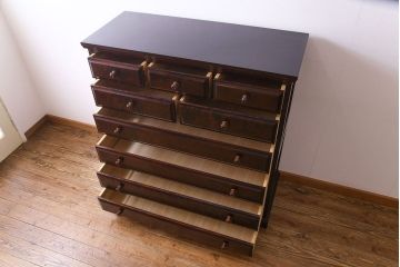 中古　北海道民芸家具　上品な佇まいの2段重ね整理タンス(チェスト、衣装箪笥、引き出し)(R-030355)