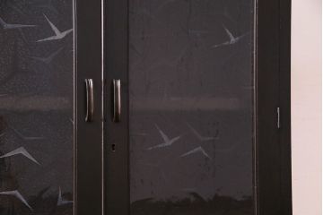 レトロ家具　昭和期　レトロなガラスが魅力のブックケース(本箱、キャビネット)(R-030357)