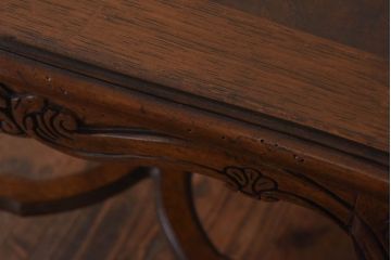 中古　DREXEL HERITAGE(ドレクセルヘリテイジ)　old continent(オールドコンチネント)　高級感漂うサイドテーブル(ランプテーブル)(定価約37万円)(R-030370)