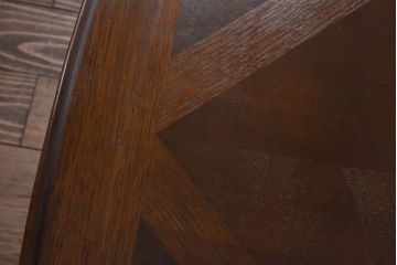 中古　DREXEL HERITAGE(ドレクセルヘリテイジ)　old continent(オールドコンチネント)　高級感漂うサイドテーブル(ランプテーブル)(定価約37万円)(R-030370)