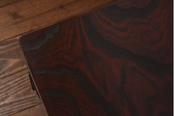 中古　岩谷堂箪笥　特注品　銅色あられ文様の金具が上品な隠し付き観音箪笥(小引き出し)(R-030377)