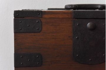 アンティーク雑貨　和製アンティーク　桐材　味わいのある柔らかな風合いが魅力的な硯箱(小引き出し)(R-030380)