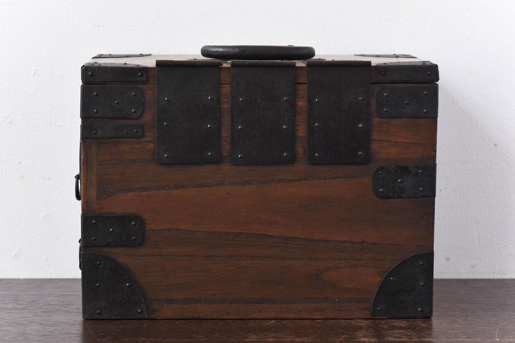 アンティーク雑貨　和製アンティーク　桐材　味わいのある柔らかな風合いが魅力的な硯箱(小引き出し)(R-030380)