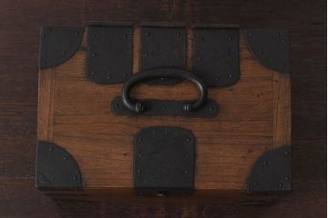 アンティーク雑貨　和製アンティーク　桐材　味わいのある柔らかな風合いが魅力的な硯箱(小引き出し)(R-030380)