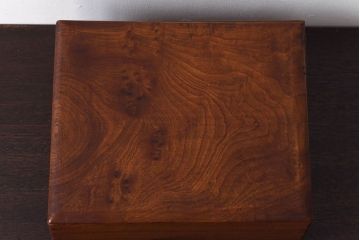 アンティーク雑貨　昭和初期　クスノキ材　光沢のある木肌が美しい文箱(木箱、収納箱)(R-030381)