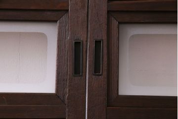 昭和レトロ　板ガラス裏障子留め　細かな桟が繊細な雰囲気漂う格子ガラス戸2枚セット(引き戸、ガラス帯戸)(R-030382)