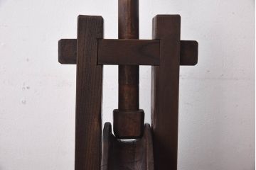 アンティーク雑貨　和製アンティーク　総ケヤキ材　古い木の風合いが味わい深い滑車(R-030386)