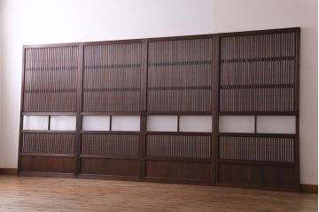 昭和初期　裏障子付き　和の繊細な雰囲気が漂う帯格子戸4枚セット(引き戸、ガラス戸)(R-030387)