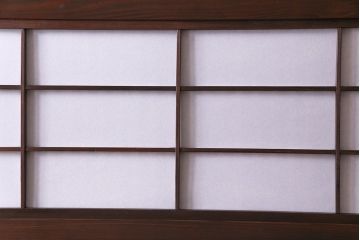 昭和初期　裏障子付き　和の繊細な雰囲気が漂う帯格子戸4枚セット(引き戸、ガラス戸)(R-030387)
