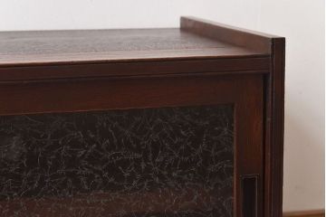 アンティーク家具　和製アンティーク　三方ケヤキ材　葉ガラス入りの上品なローボード(収納棚、リビングボード)(R-030397)