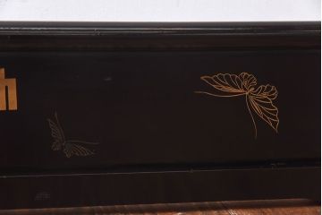 アンティーク雑貨　昭和初期　植物と蝶の絵があしらわれた二つ折り衣桁(着物掛け)(R-030401)