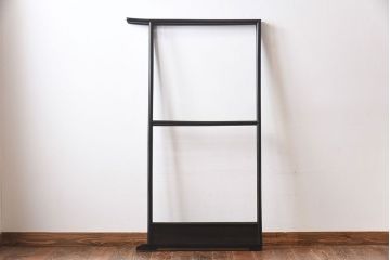 アンティーク雑貨　昭和初期　植物と蝶の絵があしらわれた二つ折り衣桁(着物掛け)(R-030401)