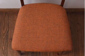 ヴィンテージ家具　北欧ビンテージ　温かな色味が魅力のダイニングチェア(ワークチェア)(1)(R-030403)