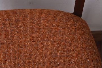 ヴィンテージ家具　北欧ビンテージ　温かな色味が魅力のダイニングチェア(ワークチェア)(2)(R-030404)