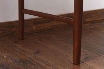 ヴィンテージ家具　北欧ビンテージ　温かな色味が魅力のダイニングチェア(ワークチェア)(3)(R-030405)