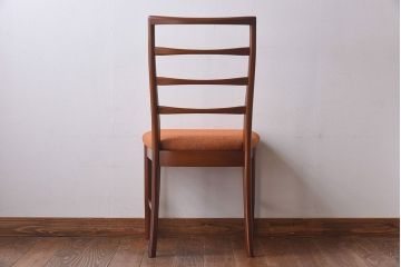 ヴィンテージ家具　北欧ビンテージ　温かな色味が魅力のダイニングチェア(ワークチェア)(R-030406)