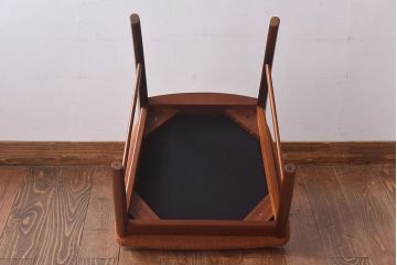 ヴィンテージ家具　北欧ビンテージ　温かな色味が魅力のダイニングチェア(ワークチェア)(R-030406)