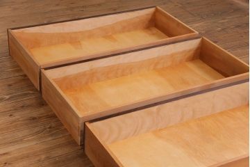 ビンテージ　松本民芸家具　リメイク　品良く仕上げてくれるローチェスト(引き出し、和タンス)(1)(R-030407)