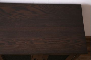 アンティーク家具　大正ロマン　色ガラス　古いナラ材の質感が味わい深い収納棚(ローボード、食器棚、ブックケース)(R-030412)
