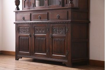 中古　old charm(オールドチャーム) 存在感抜群のカップボード(食器棚、キャビネット)(R-030416)