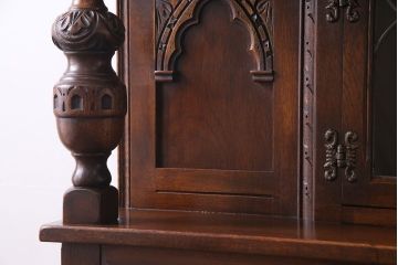 中古　old charm(オールドチャーム) 存在感抜群のカップボード(食器棚、キャビネット)(R-030416)