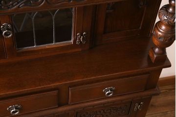 中古　old charm(オールドチャーム) 存在感抜群のカップボード(食器棚、キャビネット)(R-030416)