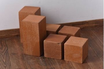 アンティーク雑貨　昭和レトロ　大きな積み木セット【四角形/6ヶ組】(飾り台、花台、ディスプレイ雑貨)