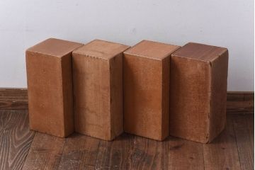 アンティーク雑貨　昭和レトロ　大きな積み木セット【長方形/4ヶ組】(飾り台、花台、ディスプレイ雑貨)