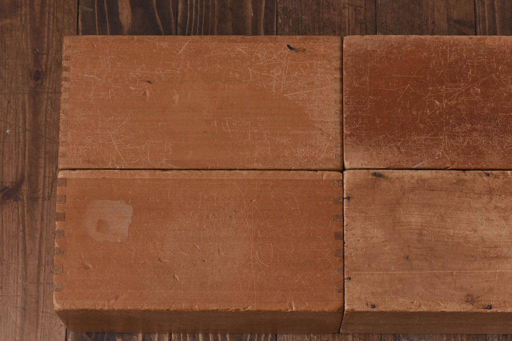 アンティーク雑貨　昭和レトロ　大きな積み木セット【長方形/4ヶ組】(飾り台、花台、ディスプレイ雑貨)