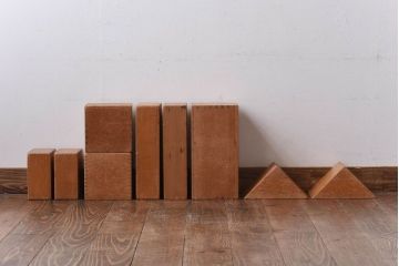 アンティーク雑貨　昭和レトロ　大きな積み木セット【マルチ/9ヶ組】(飾り台、花台、ディスプレイ雑貨)