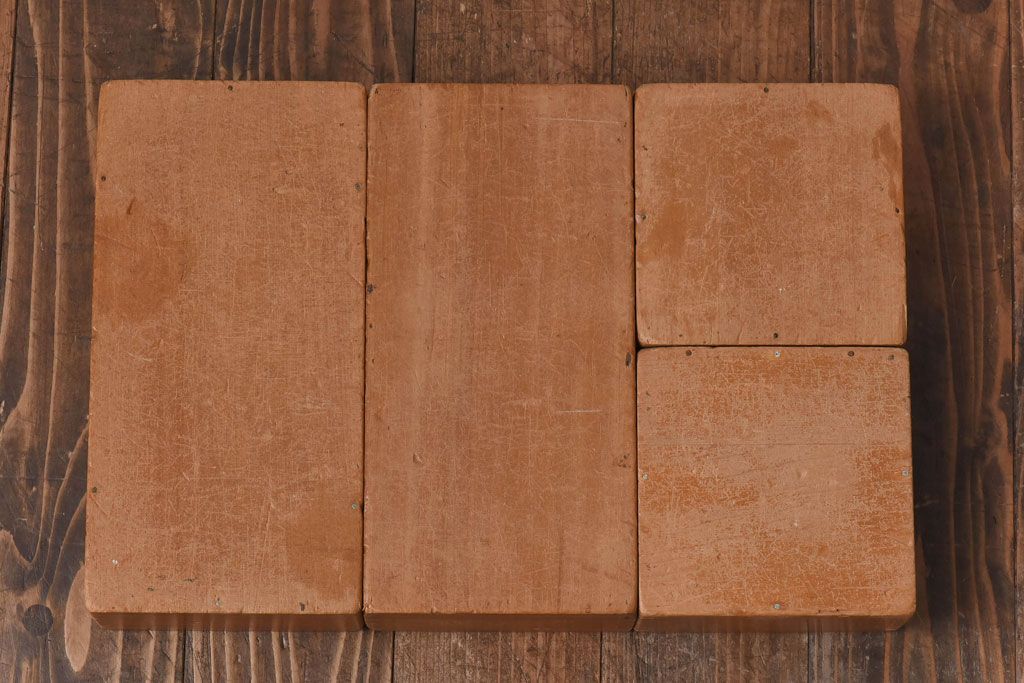 アンティーク雑貨　昭和レトロ　大きな積み木セット【マルチ/9ヶ組】(飾り台、花台、ディスプレイ雑貨)