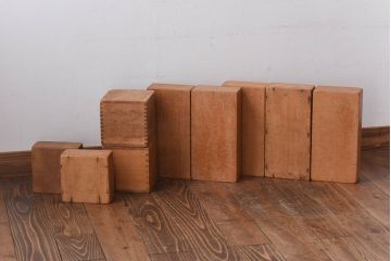 アンティーク雑貨　昭和レトロ　昭和レトロ　大きな積み木セット【四角形/9ヶ組】(飾り台、花台、ディスプレイ雑貨)