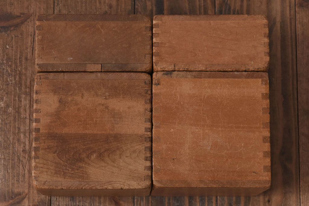 アンティーク雑貨　昭和レトロ　昭和レトロ　大きな積み木セット【四角形/9ヶ組】(飾り台、花台、ディスプレイ雑貨)