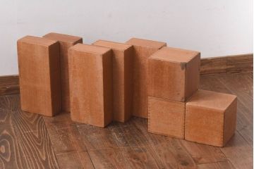 アンティーク雑貨　昭和レトロ　大きな積み木セット【四角形/8ヶ組】(飾り台、花台、ディスプレイ雑貨)
