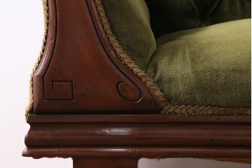 アンティーク家具　イギリスアンティーク　クラシカルなキャスター付きシェーズロングソファ(カウチソファ、長椅子)