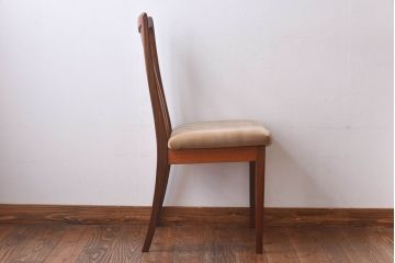 北欧家具　G-PLAN(ジープラン)　チーク材の温もり溢れるビンテージダイニングチェア(椅子)(R-030433)