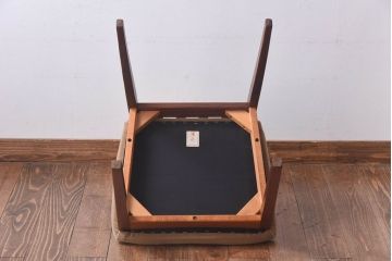 北欧家具　G-PLAN(ジープラン)　チーク材の温もり溢れるビンテージダイニングチェア(椅子)(R-030433)