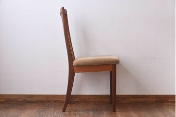 北欧家具　G-PLAN(ジープラン)　チーク材の温もり溢れるビンテージダイニングチェア(椅子)(1)(R-030434)
