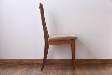 北欧家具　G-PLAN(ジープラン)　チーク材の温もり溢れるビンテージダイニングチェア(椅子)(2)(R-030435)