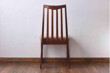 北欧家具　G-PLAN(ジープラン)　チーク材の温もり溢れるビンテージダイニングチェア(椅子)(2)(R-030435)