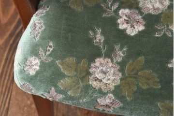 ヴィンテージ家具　北欧ビンテージ　G-PLAN(ジープラン)　洗練されたフォルムが美しいアームチェア(椅子、ダイニングチェア)(R-030436)