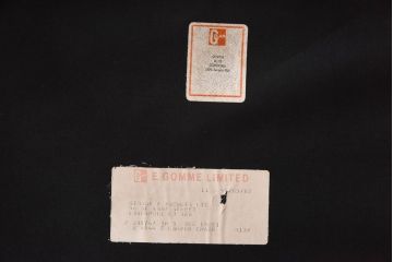 ヴィンテージ家具　北欧ビンテージ　G-PLAN(ジープラン)　洗練されたフォルムが美しいアームチェア(椅子、ダイニングチェア)(R-030436)